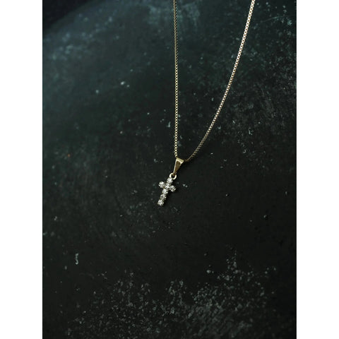 Cross Necklace | Tiny Cross